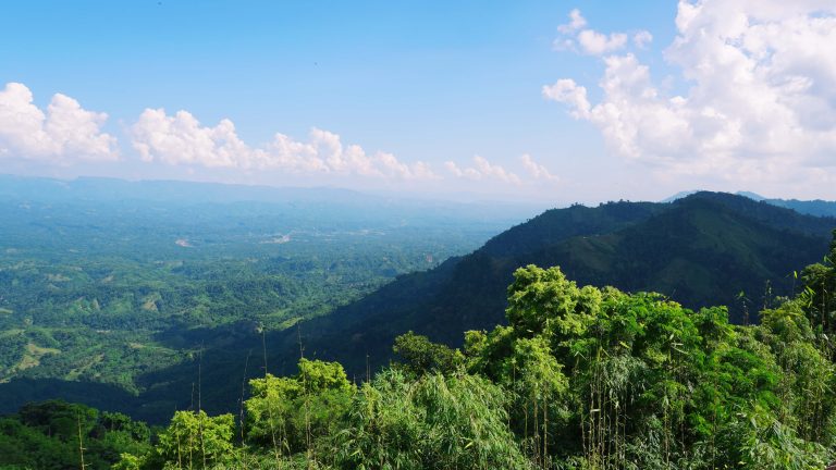 নীলাচল বান্দরবান পাহাড়ি পর্যটন স্থান