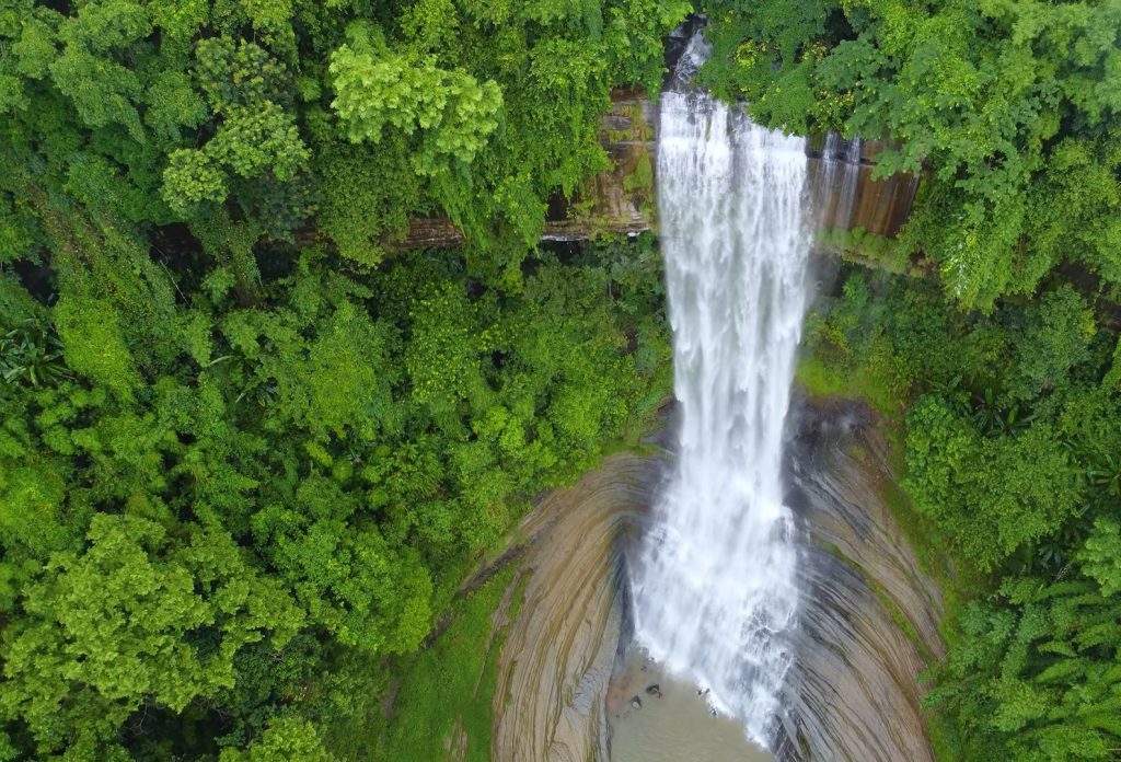 Dhuppani waterfall